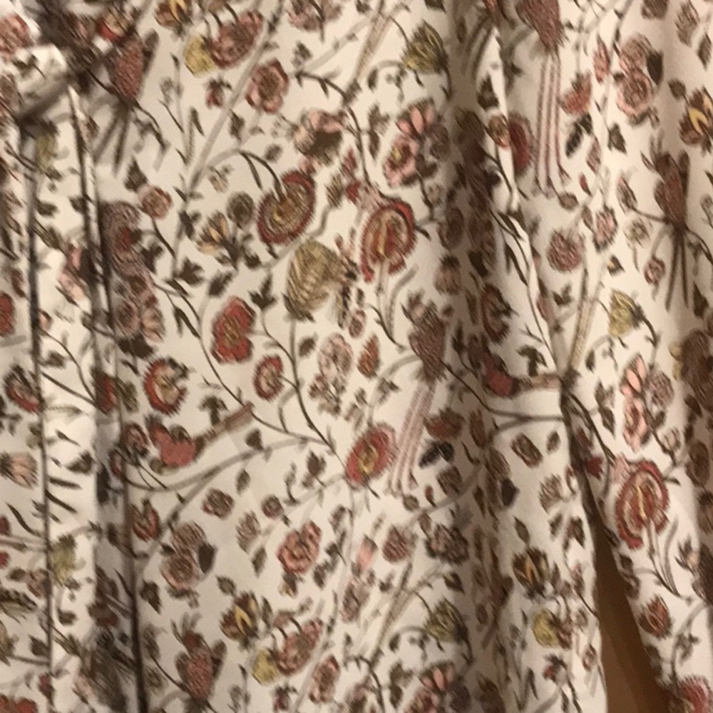 Max Studio Blouse - Picture 2 of 6